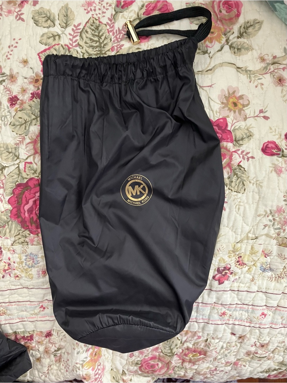 MICHAEL Michael Kors Black Quilted Hooded Puffer with Gold MK Zippers and Bag - Picture 9 of 12